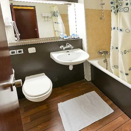 Hotel Ibis Styles Paris Hippodrome De Vincennes